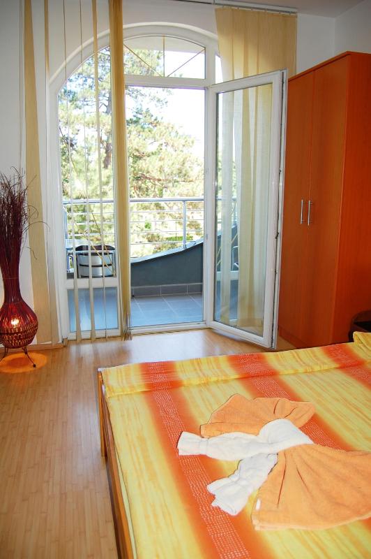 Triple Room with Terrace image 4
