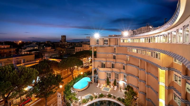 Savoia Hotel Rimini - image 12