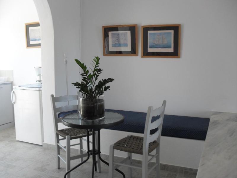 Studio with Sea View image 3