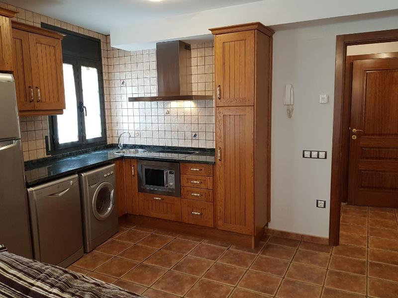 Three-Bedroom Superior Apartment (6 Adults) image 3