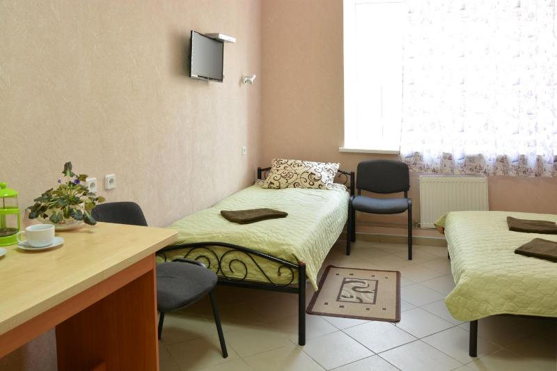 Triple Room with Bathroom image 4