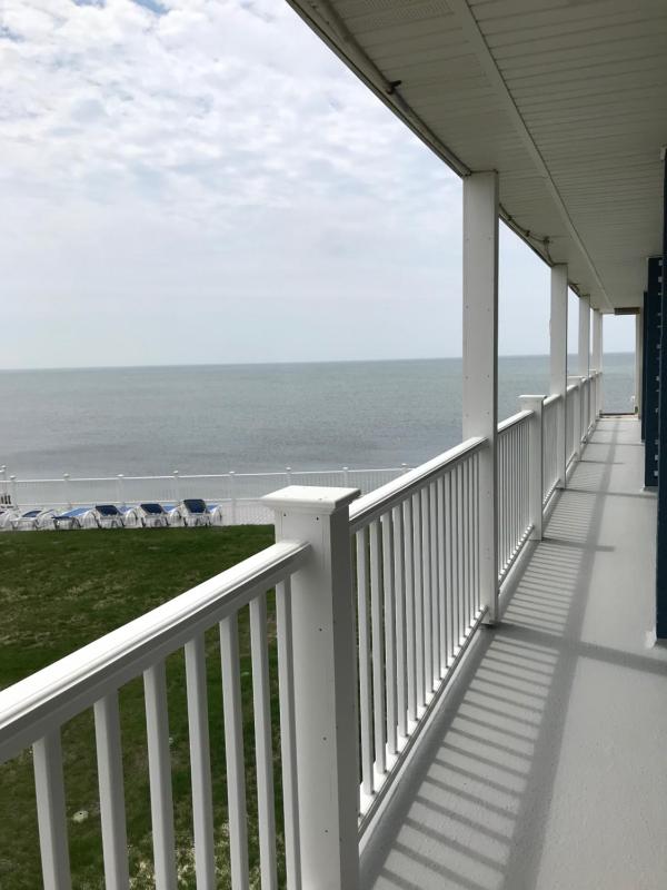 Two-Bedroom Apartment with Ocean View image 1