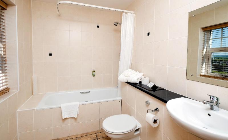 Single Room image 4