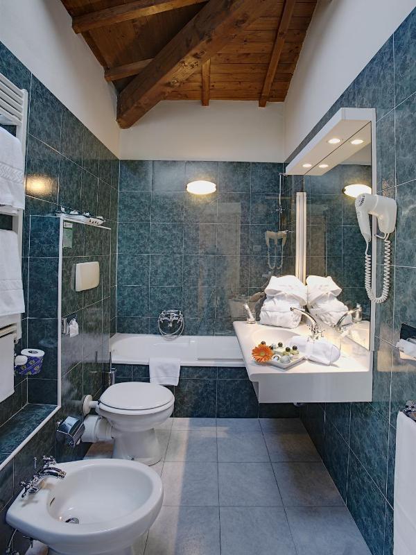 Triple Room image 1