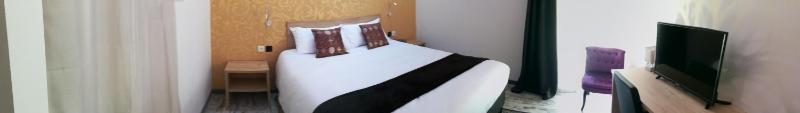 Double Room with Garden View image 1
