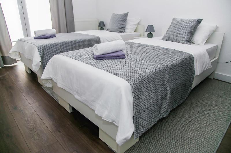 LGP Exclusive Apartment - image 6
