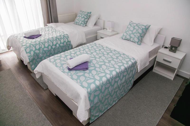 LGP Exclusive Apartment - image 2