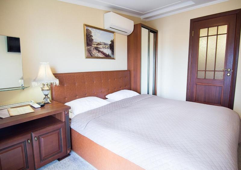 Double Room with Balcony and Sea View - Attic image 2