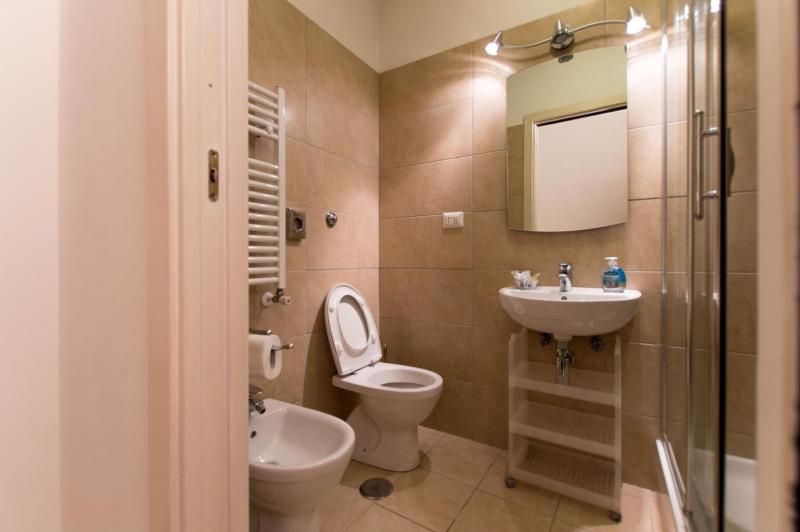 One-Bedroom Apartment image 2