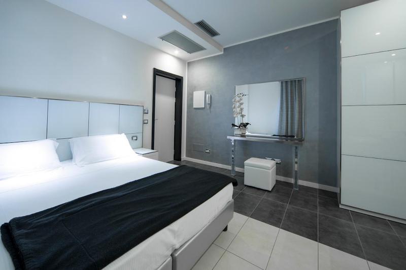 Atmosphere Suite Hotel - image 9