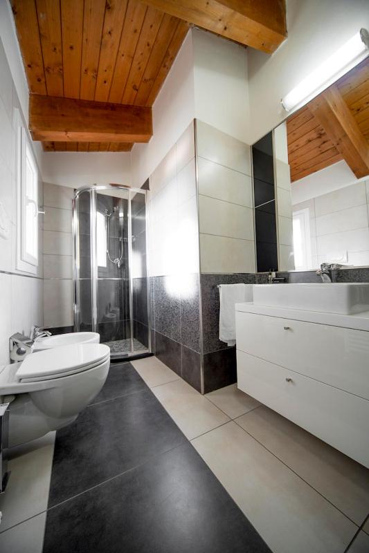 Apartment image 4