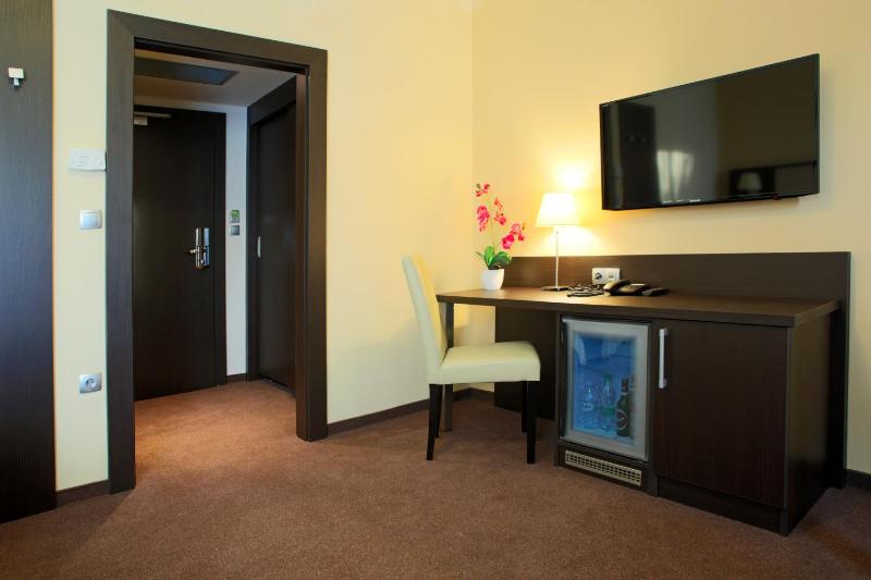 Superior Double Room image 2
