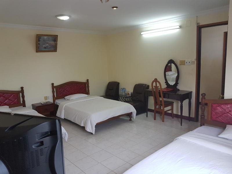 Hung Vuong Hotel - image 4