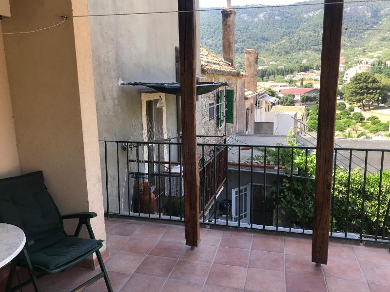 Studio with Terrace image 4