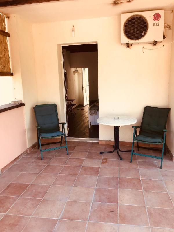 Studio with Terrace image 3