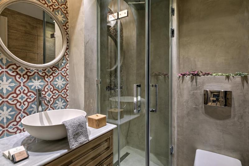 ESTIA BOUTIQUE APARTMENTS - image 10