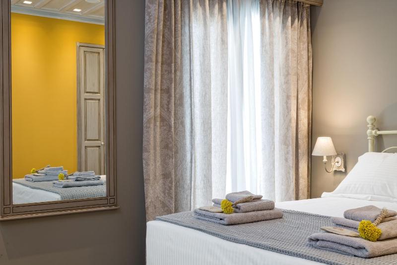 ESTIA BOUTIQUE APARTMENTS - image 2