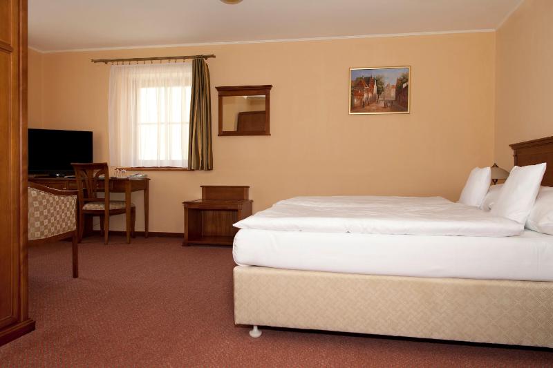 Junior Suite image 2