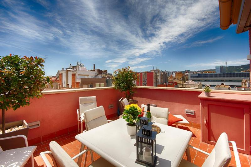 Three-Bedroom Apartment with Terrace image 2