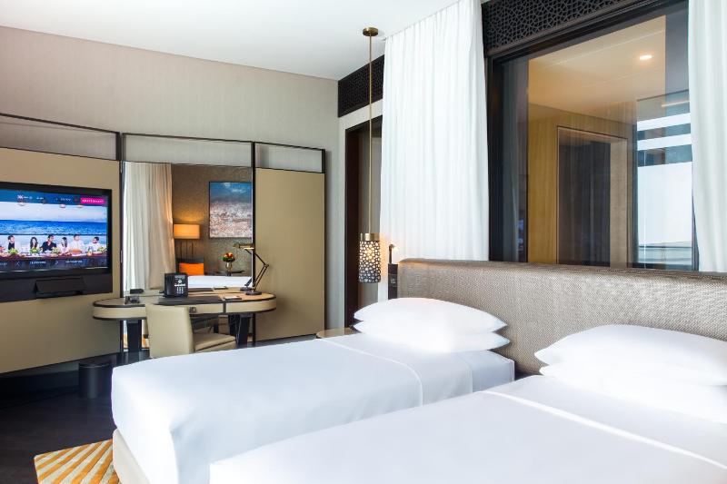 Twin Room with View image 3