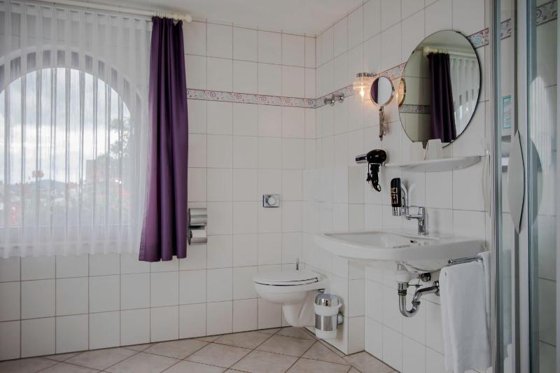 Triple Room image 4