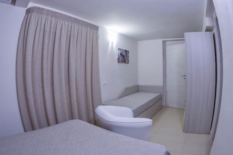 Superior Apartment image 4