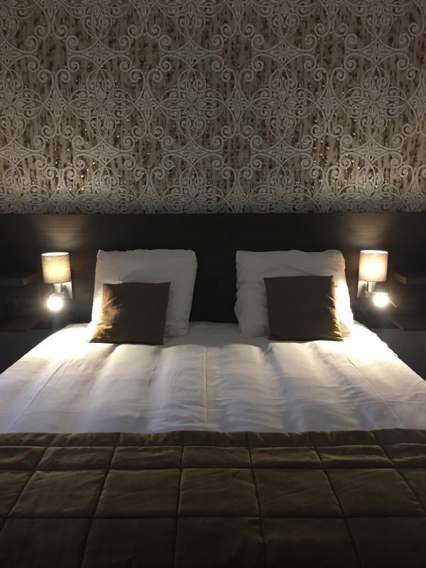 Economy King Room image 4