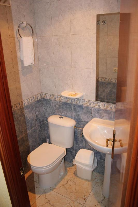 Single Room image 1