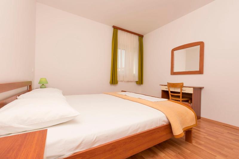 Two-Bedroom Apartment Standard image 3