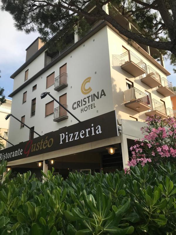 Hotel Cristina - image 14