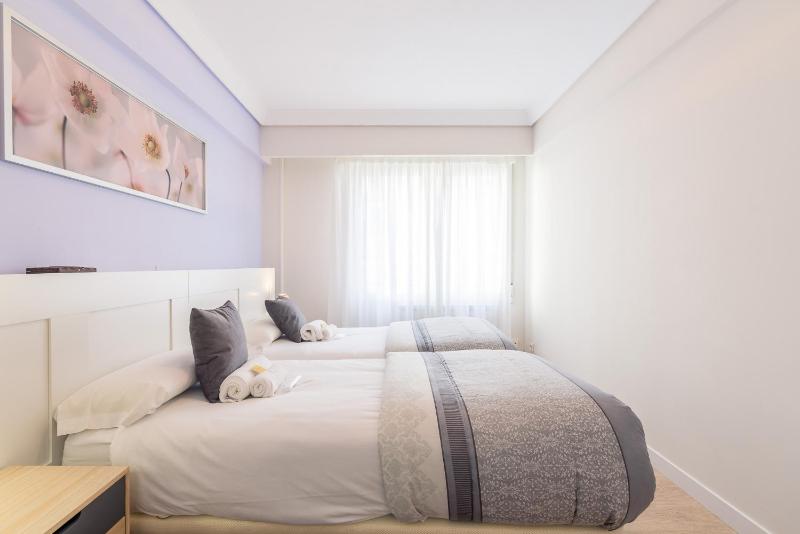 Zurriola - Beachside Comfort - image 19