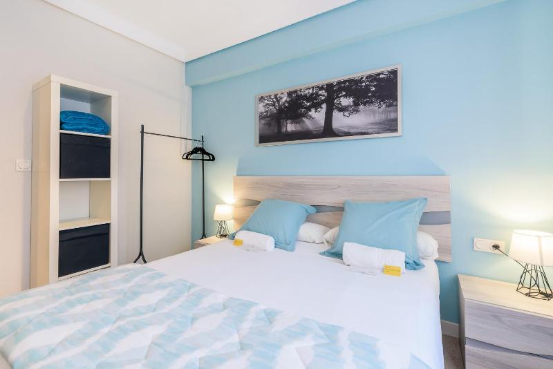 Zurriola - Beachside Comfort - image 18