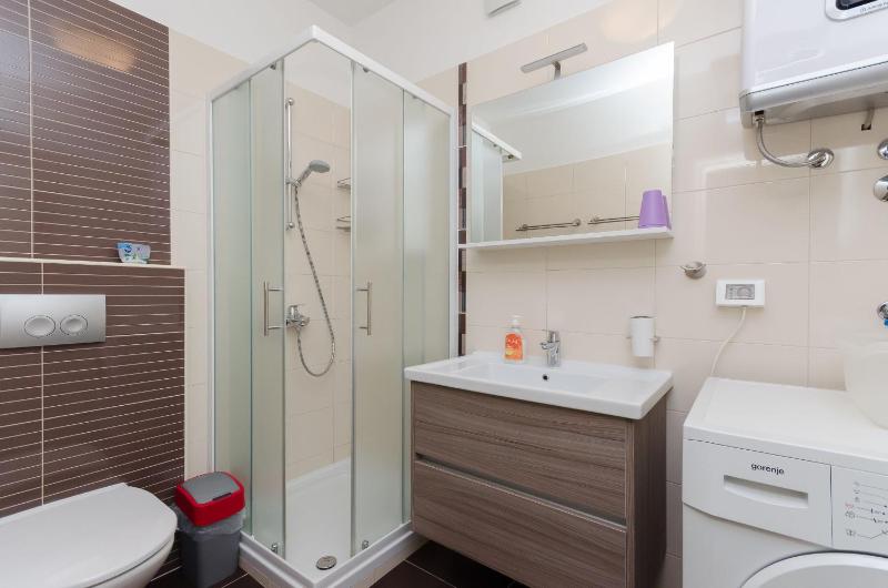 One-Bedroom apartment Standard image 3