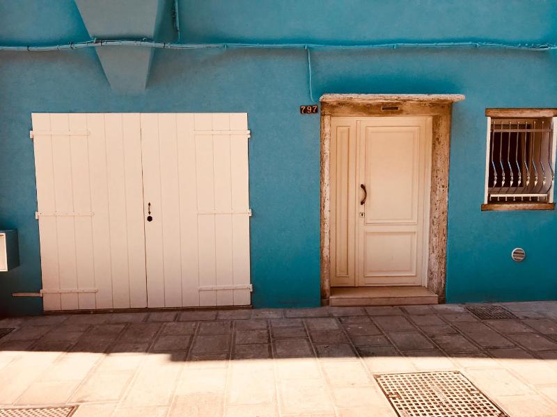 Studio Apartment image 4