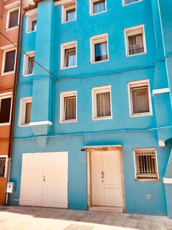 Studio Apartment image 3