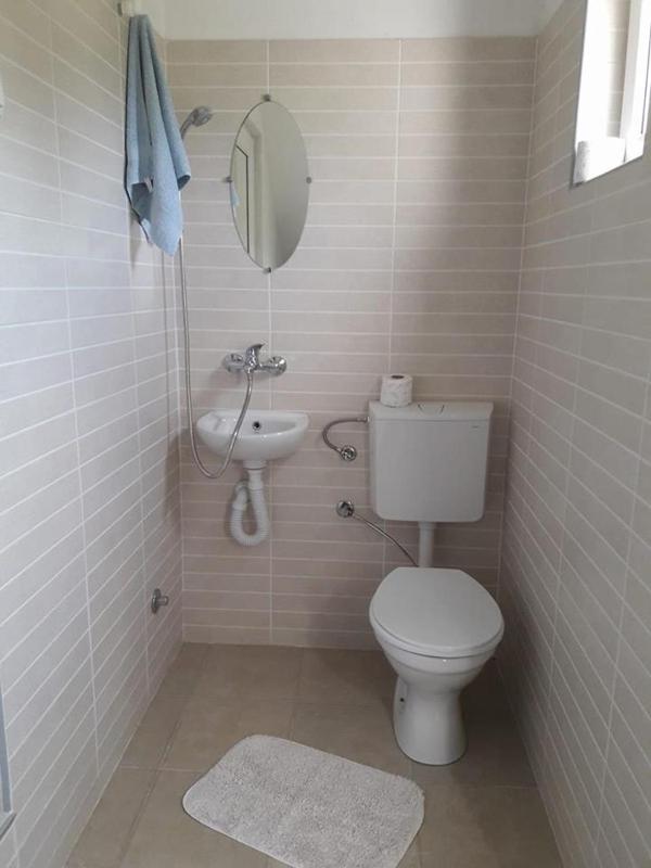One-Bedroom House image 1