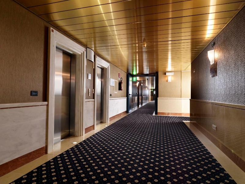 Triple Room image 1