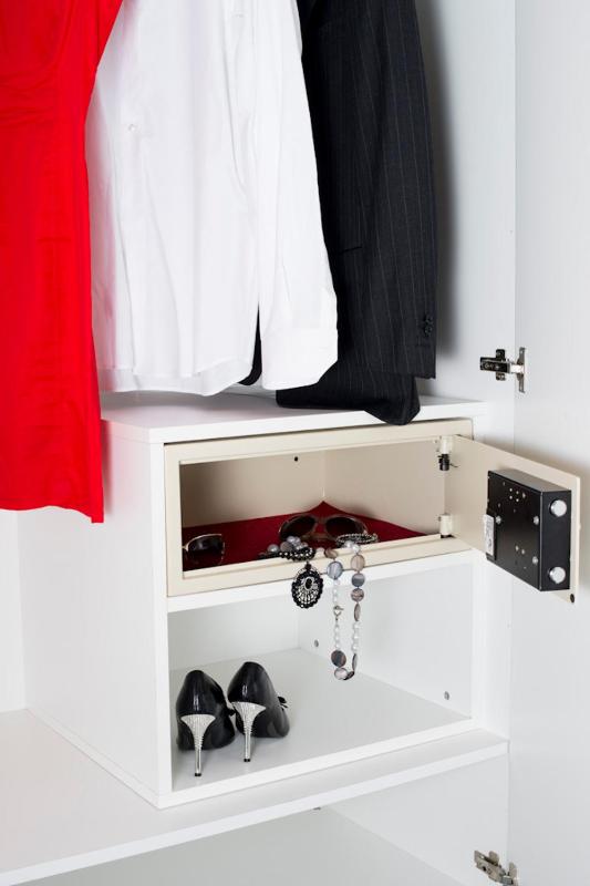 Atmosphere Suite Hotel - image 15