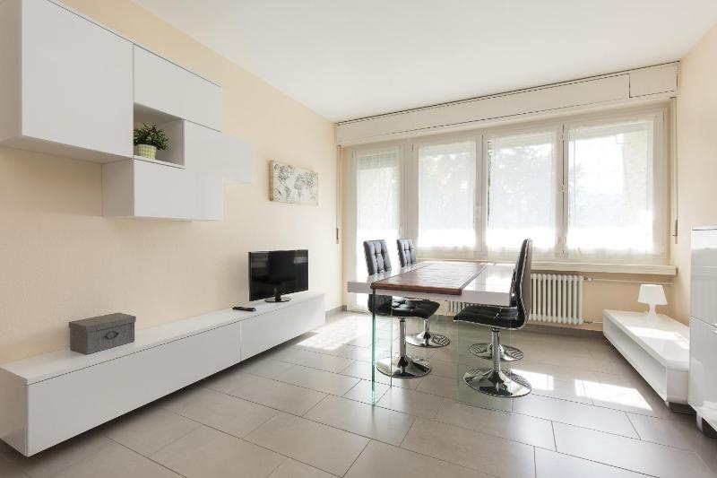 Apartment image 4