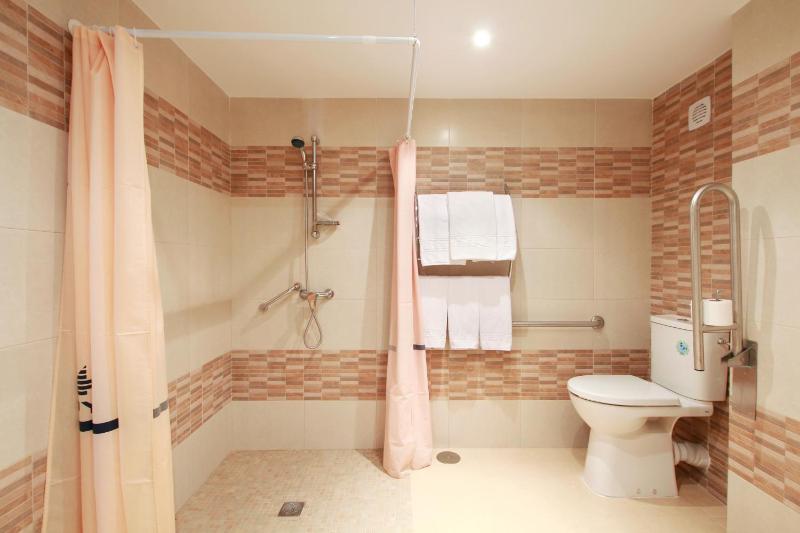 Hotel Apartamentos Pyr Fuengirola - image 14
