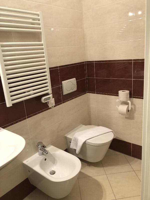 Prestige Apartments by Quokka 360 - Spacious Flats with Private Terraces - image 12