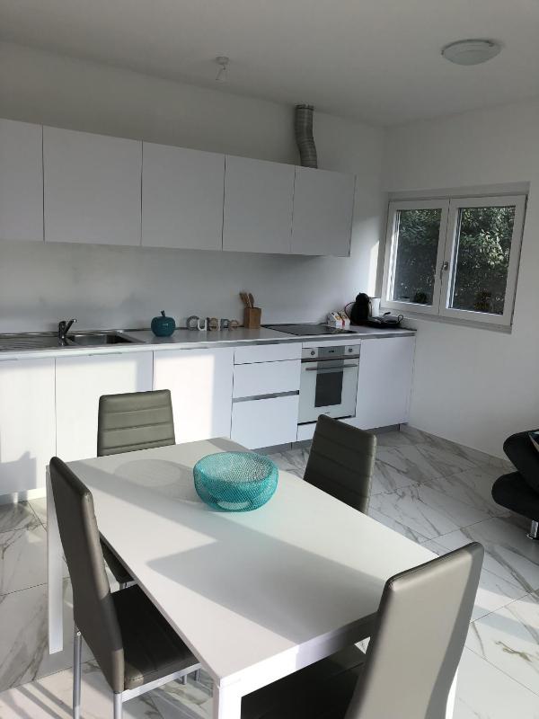 Roggia Apartments by Quokka 360 - Centrally Located Flats with Parking - image 43