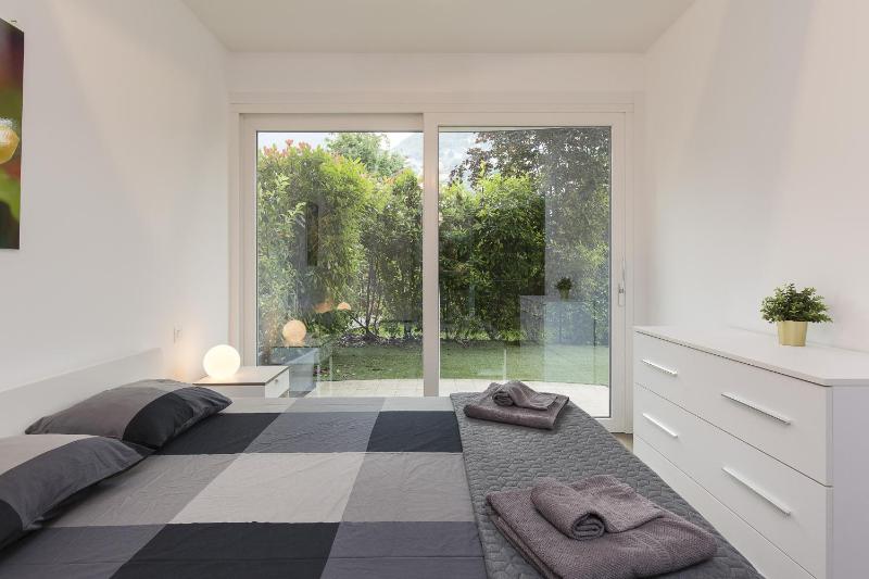 Roggia Apartments by Quokka 360 - Centrally Located Flats with Parking - image 30