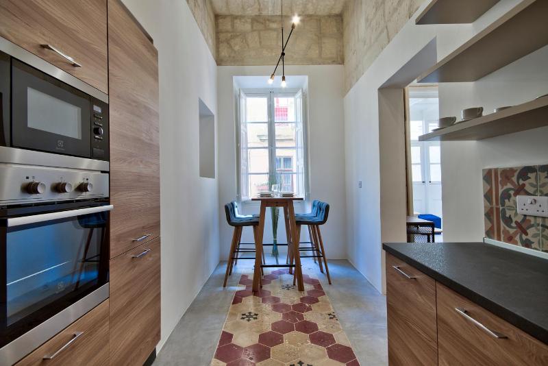 Apartment image 2