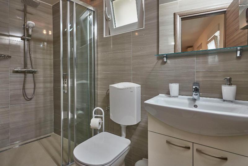 Two-Bedroom Holiday Home image 4