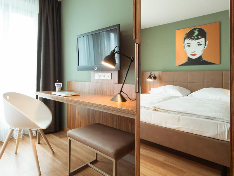 Superior Single Apartment image 3