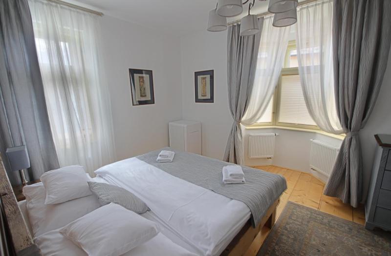 Standard Double Room image 2