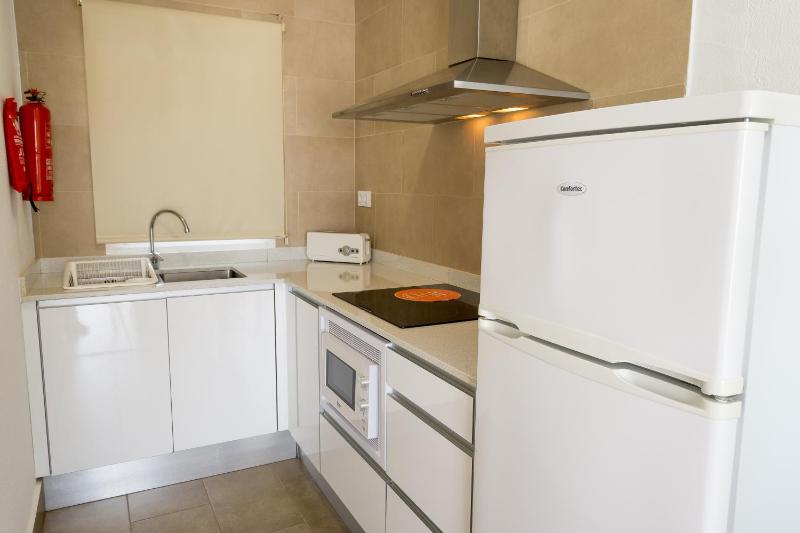 Apartment with Pool View  image 4