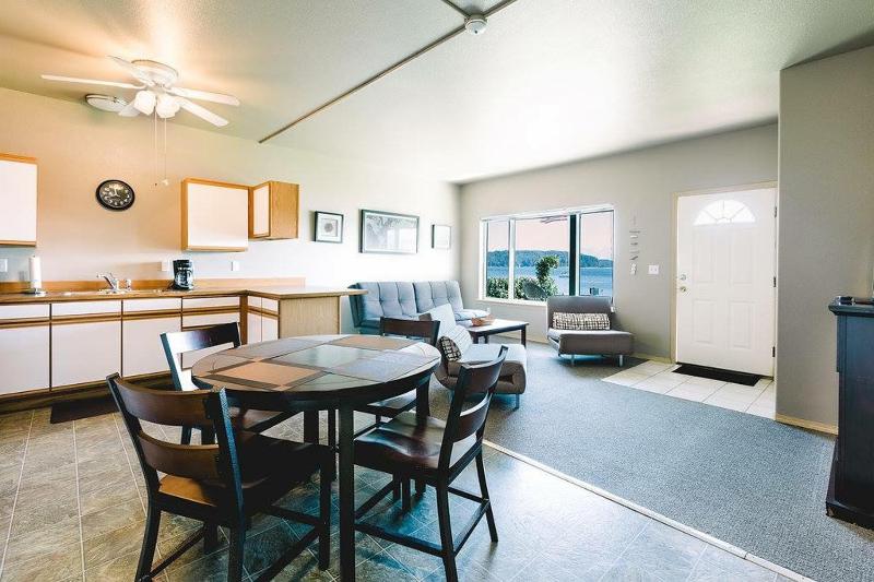 Deluxe Apartment image 3