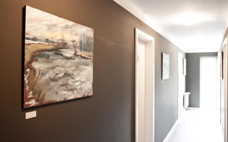 Twin Room image 2